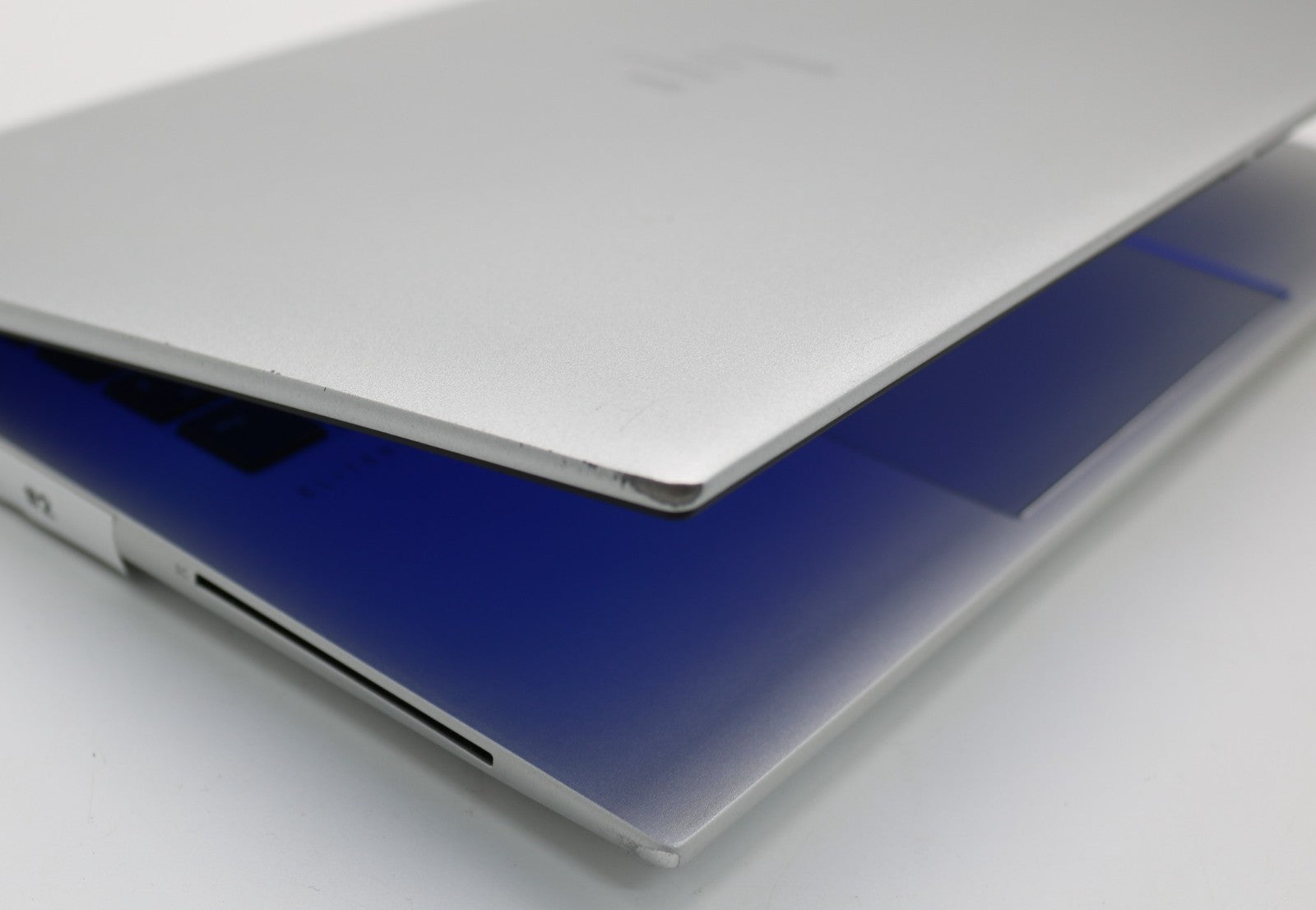 HP Elitebook 845 G10 AMD Ryzen 3 7740U 16GB RAM 512GBSSD 14 FHD Win11