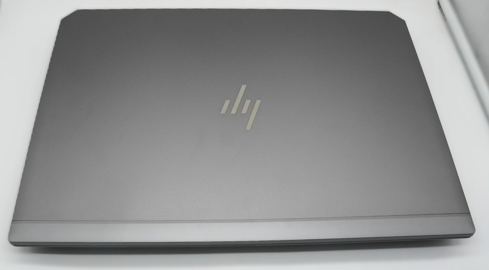 HP Zbook 17 G5 i7-8850H 32GB RAM 512GB SSD NVMe NVIDIA Quadro P3200 Win11