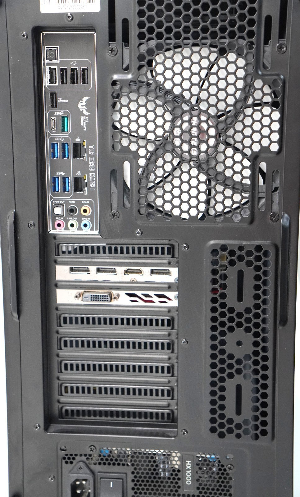 Phanteks Enthoo Series Full Tower i7-7820X 32GB RAM 512GB SSD GTX 1070 Ti Win11