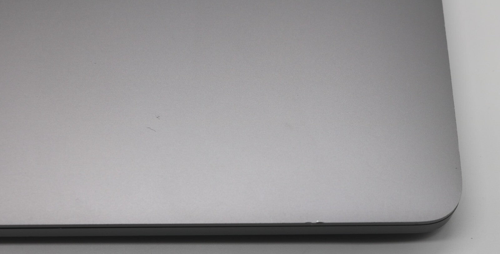 MacBook Pro 2019 16,1" i9-9th Gen. 32GB RAM 512GB SSD AMD Radeon 5300 GPU #4