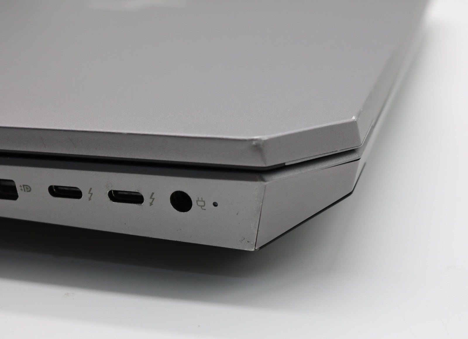 HP Zbook 17 G6 XXL CAD i7-9850H 64GB RAM 1TB SSD NVMe NVIDIA RTX3000 Win 11