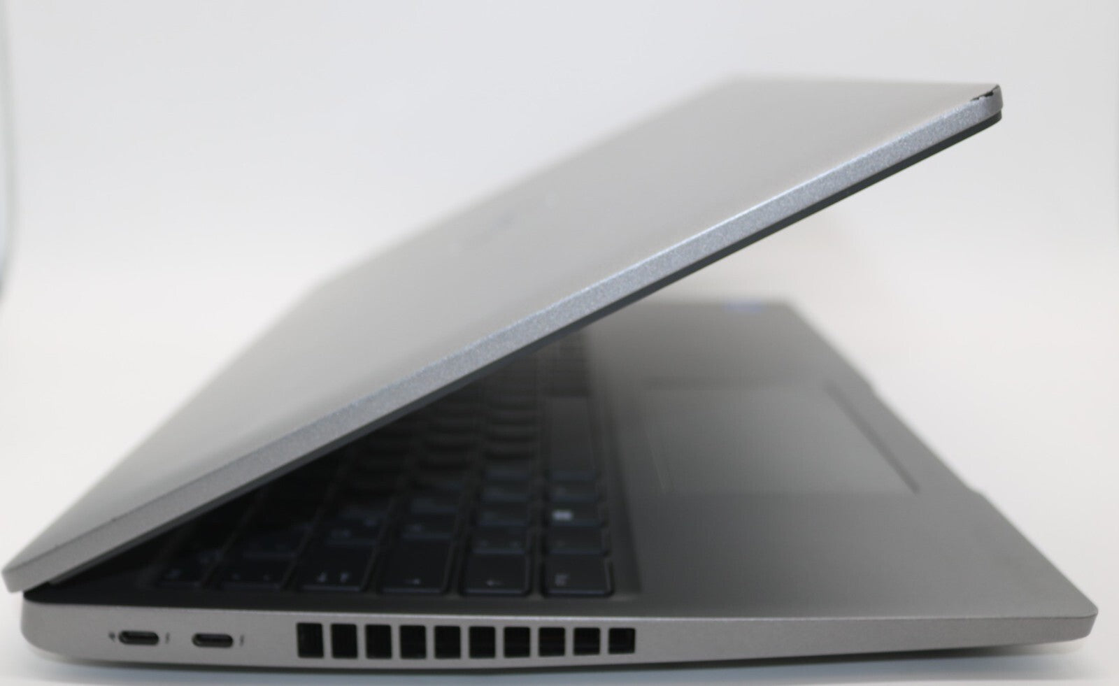 Dell Latitude 5530 i7-1270p 32GB RAM 1TB SSD MX550 IRF Cam. 15,6 FHD Win11