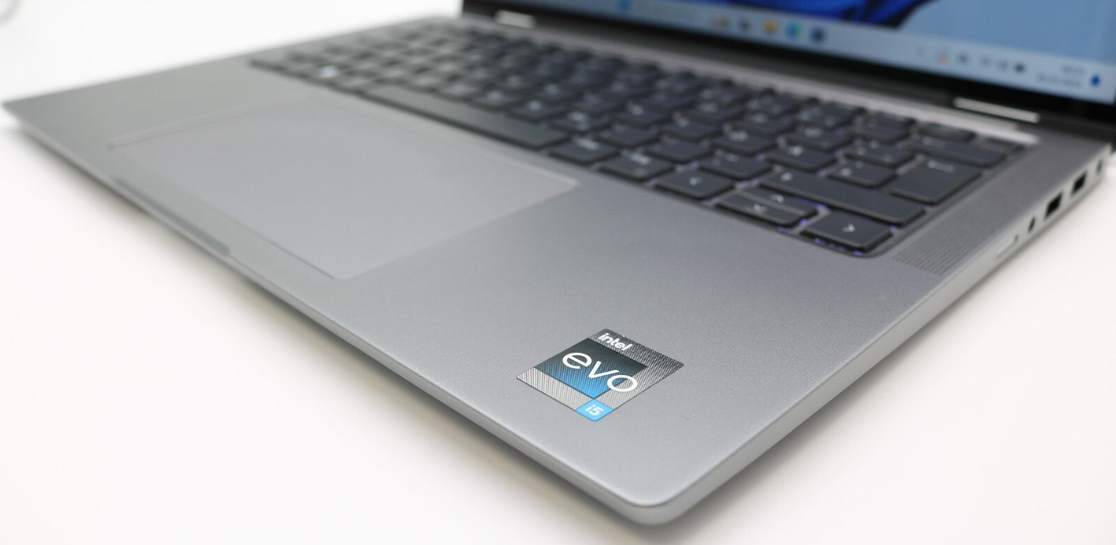 Dell Latitude 7440 i5-1335u 16GB RAM 512GB SSD 2in1 Touchscreen 360 Grad eSIM