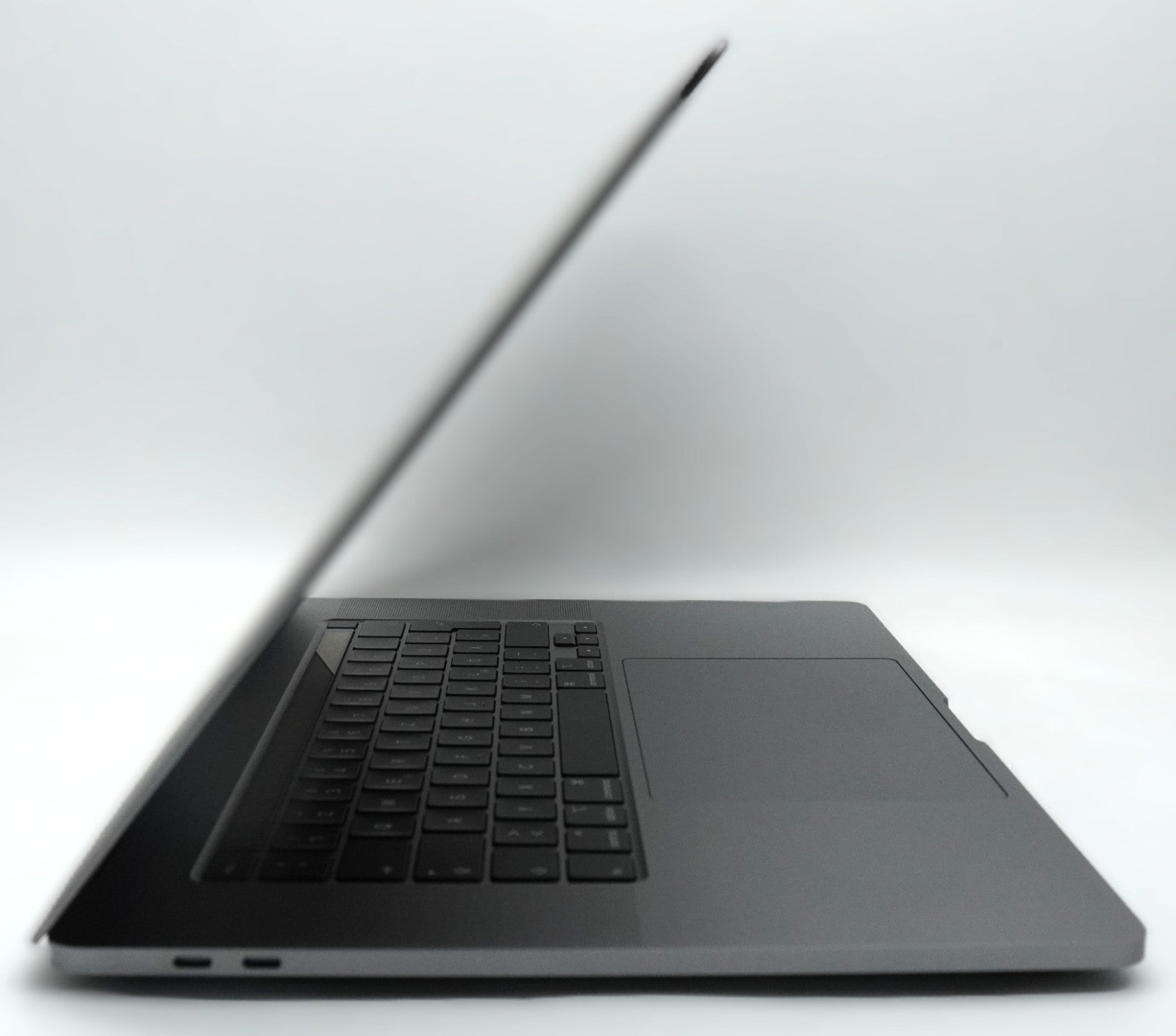 MacBook Pro 2019 16" i9-9th Gen 32GB RAM 1TB SSD AMD Radeon 5500M GPU QWERTZ #i2