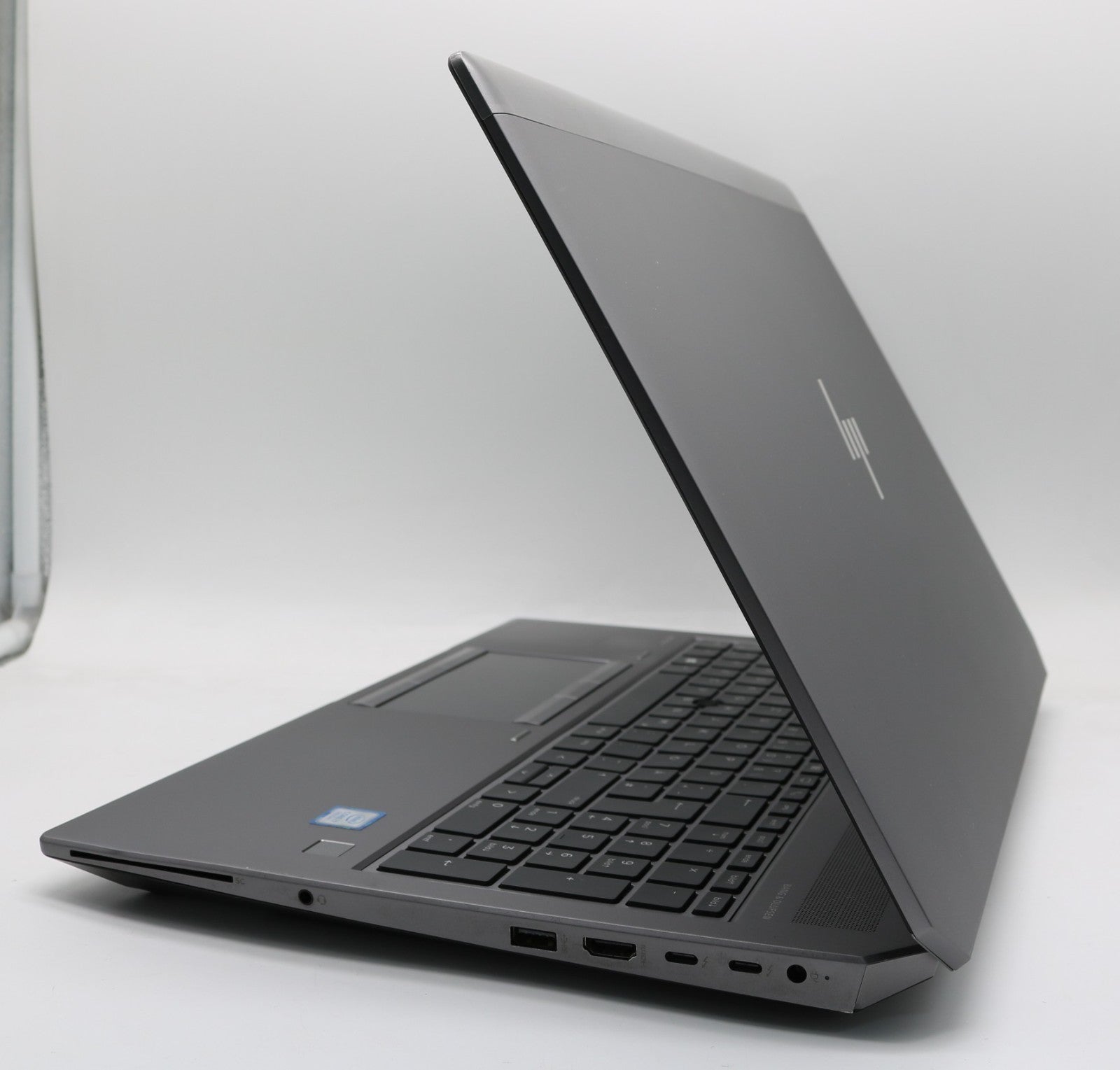 HP Zbook 15 G6 i7-9750H 64GB RAM 1TB SSD NVMe NVIDIA Quadro T1000 FULL HD Win11