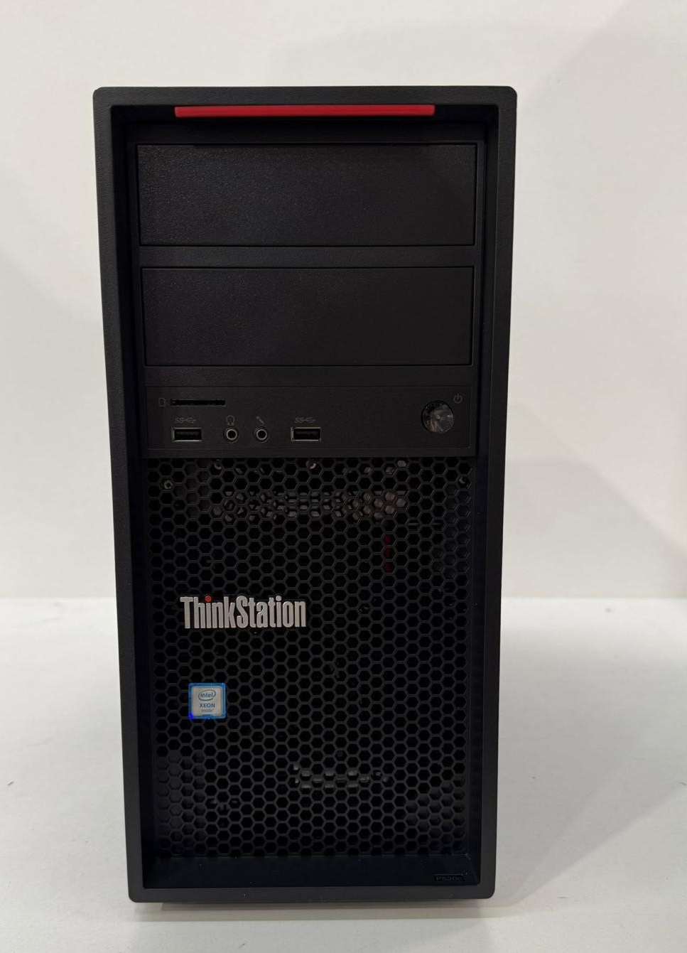 Lenovo ThinkStation P520c Xeon W-2102 Neu OVP ohne RAM SSD GPU Barebone