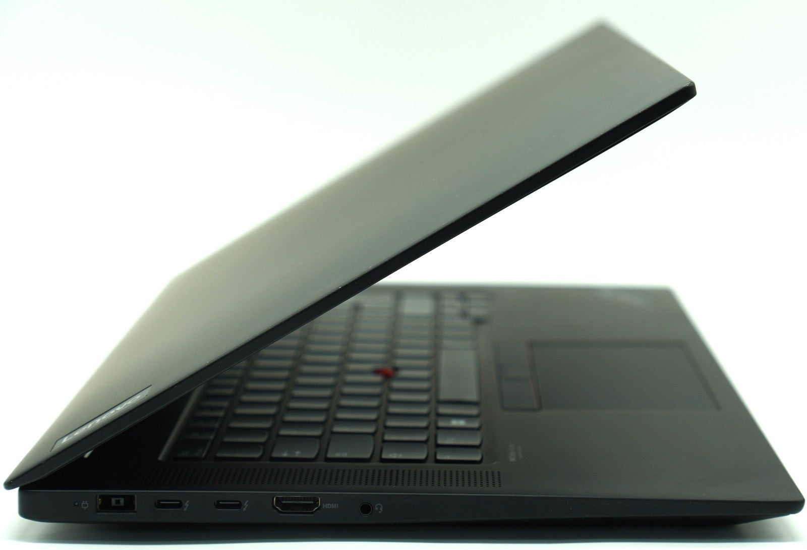 Lenovo ThinkPad P1 Gen 6 i7-13700H 64GB RAM 1TB SSD NVIDIA RTX 2000 Neue SSD W11