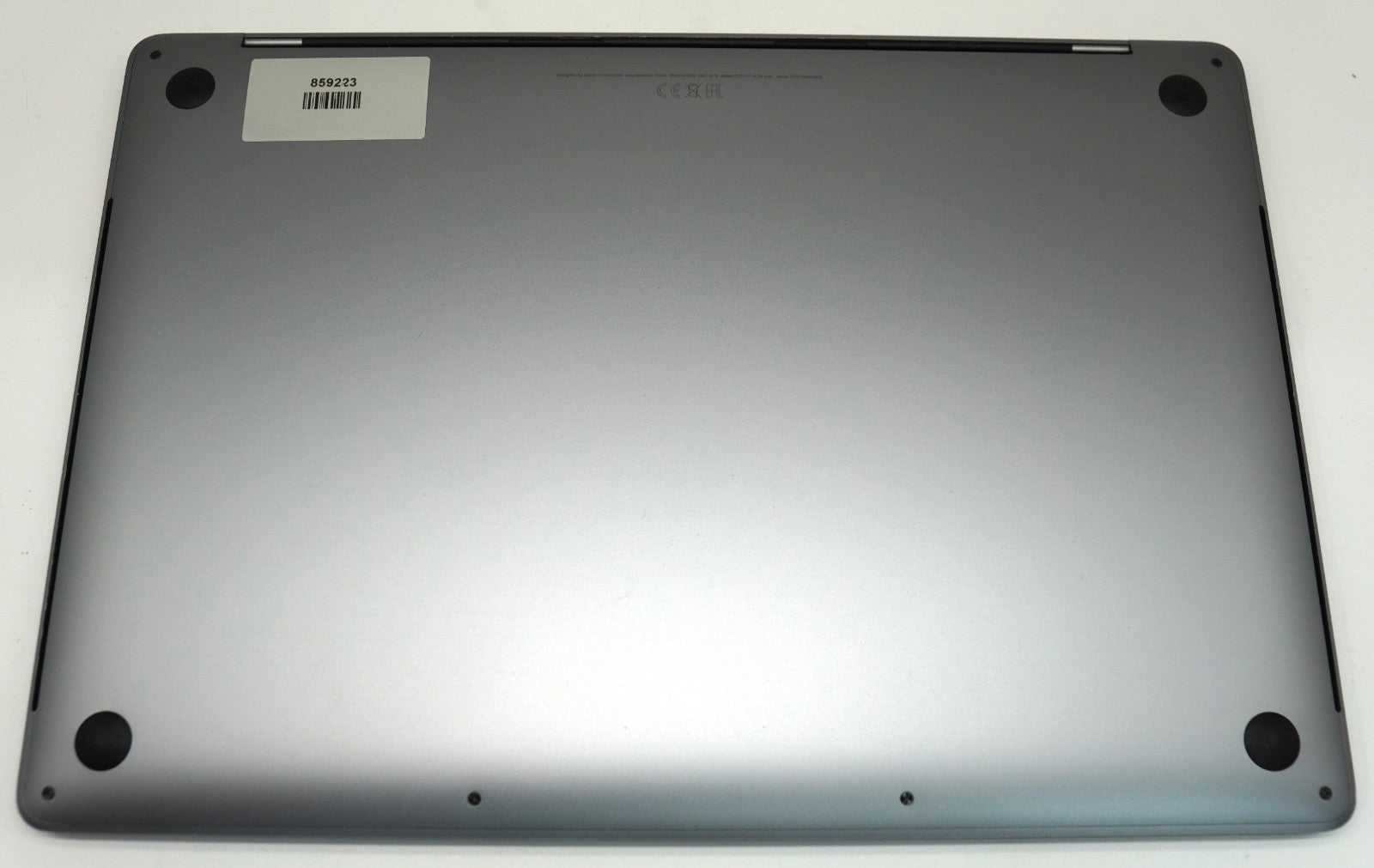 Apple MacBook Pro 15" (2018) – i7 32GB RAM 1TB SSD Radeon Pro Vega 20