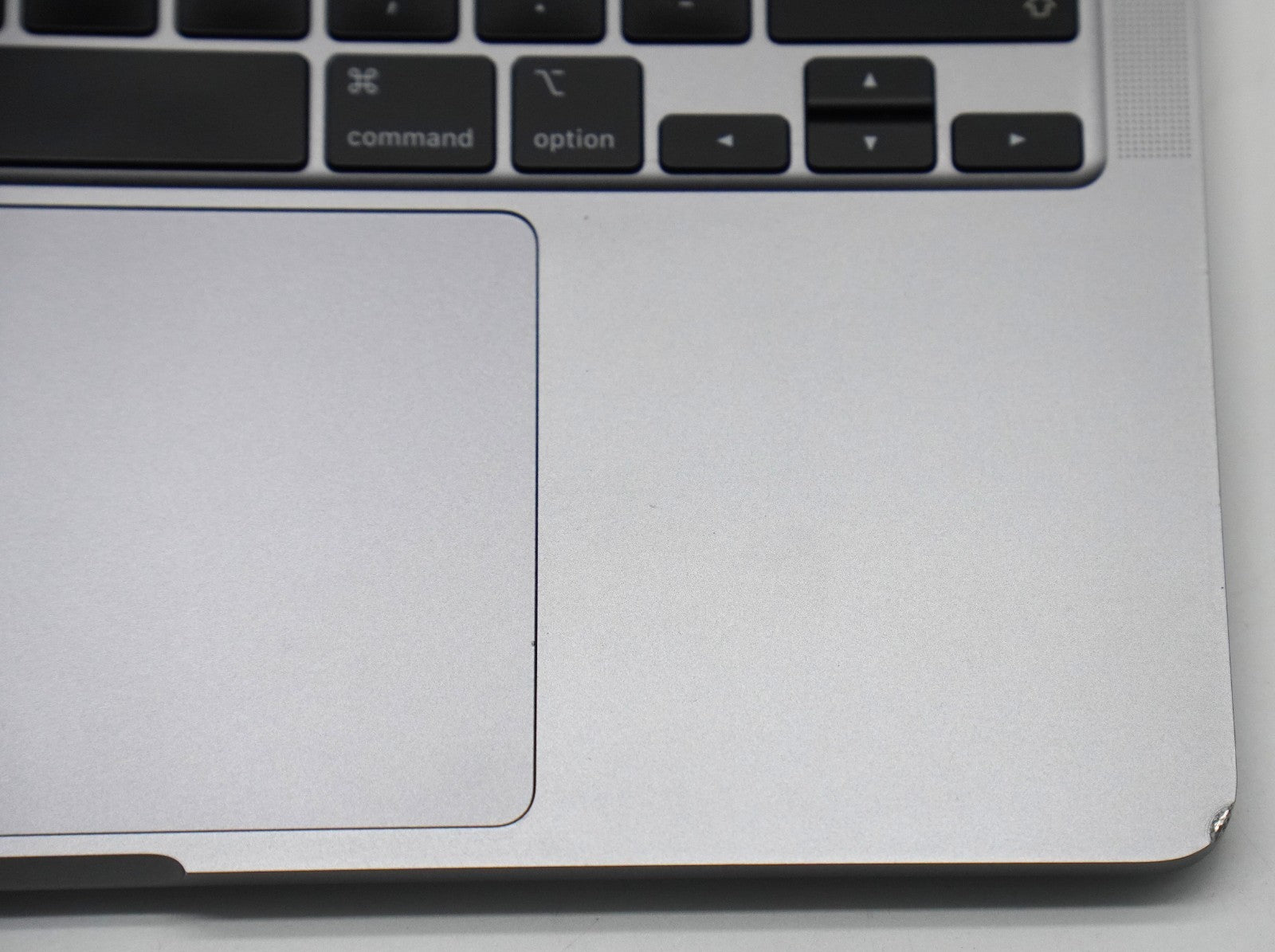 MacBook Pro 2020 13,3" Retina i5-10th Gen. 16GB RAM 512GB SSD Intel Iris+ #727