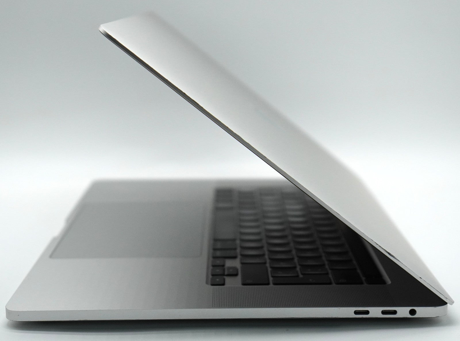 MacBook Pro 16" 2019 Intel Core i9 32GB RAM 1TB SSD Intel UHD 630 OS Tahoe #350