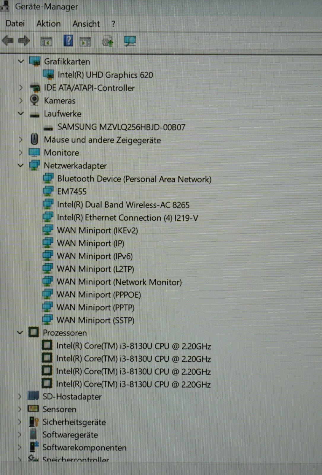 Fujitsu LifeBook E449  Intel Core i3-8130U 16 GB RAM 256 GB SSD 14″ Full HD