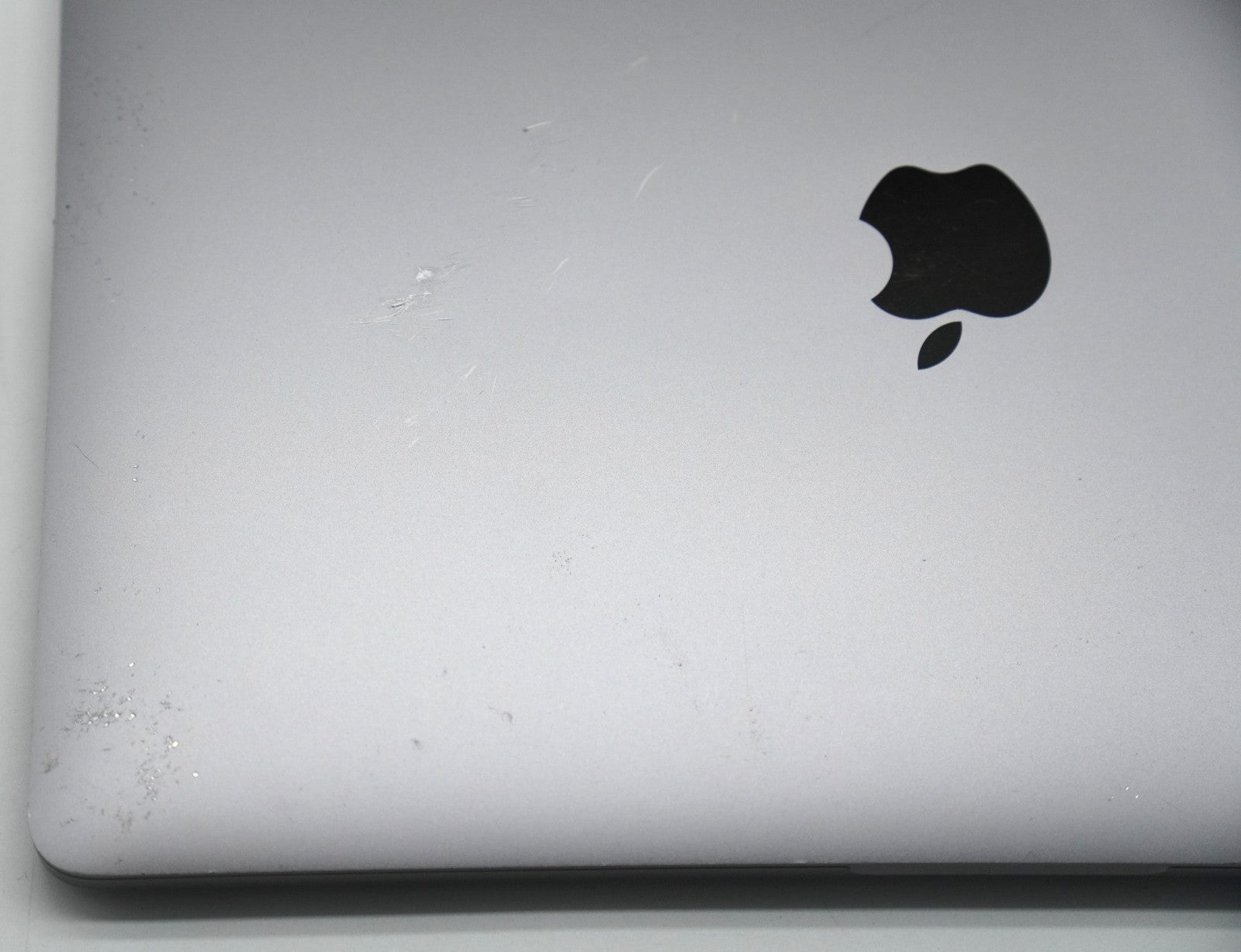 MacBook Pro 2020 13,3" Retina i5-10th Gen. 16GB RAM 512GB SSD Intel Iris+ #651