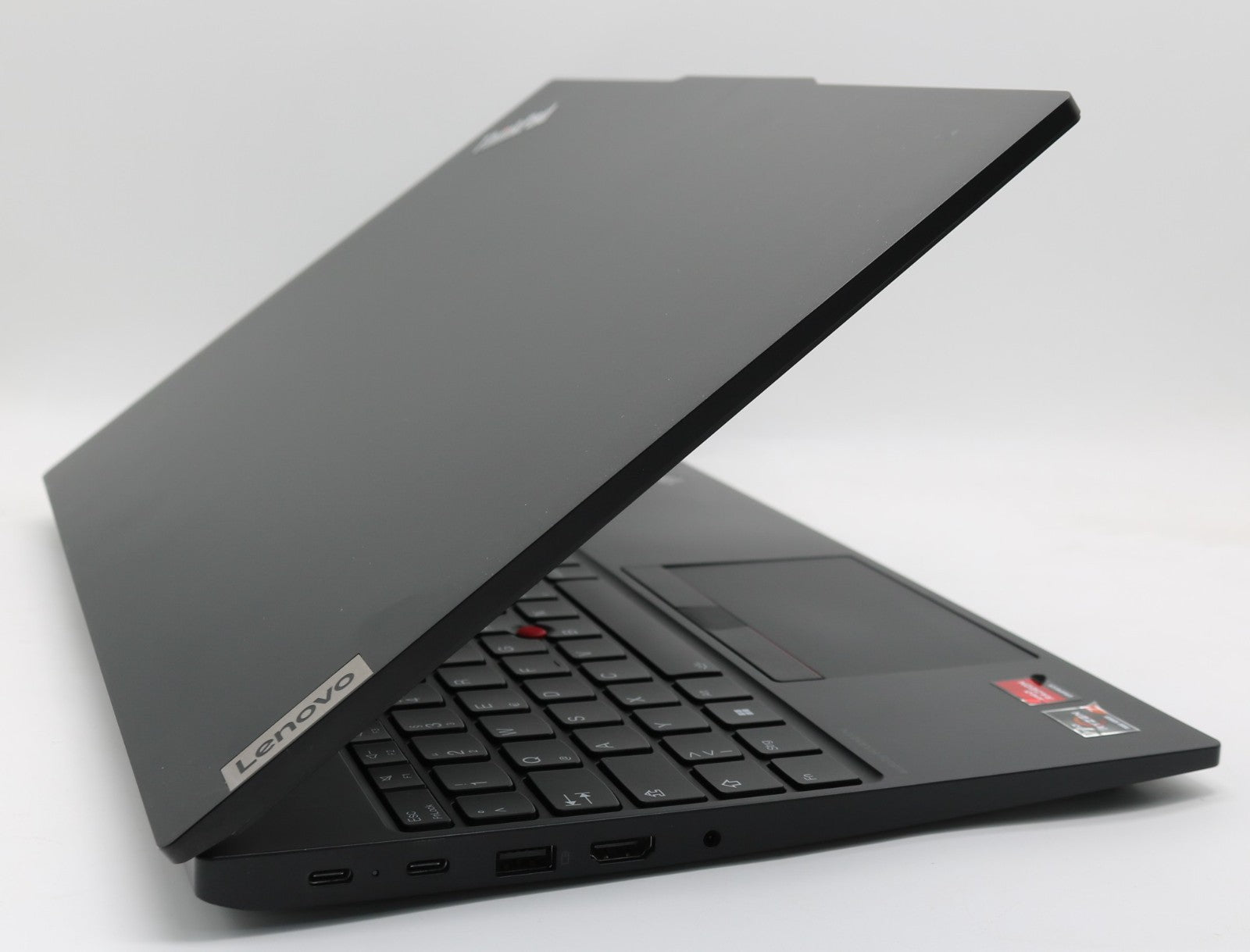 Lenovo ThinkPad E16 Gen1 AMD Ryzen 7 7730U 16GB RAM 512GB SSD NVMe 15,6″ Full HD