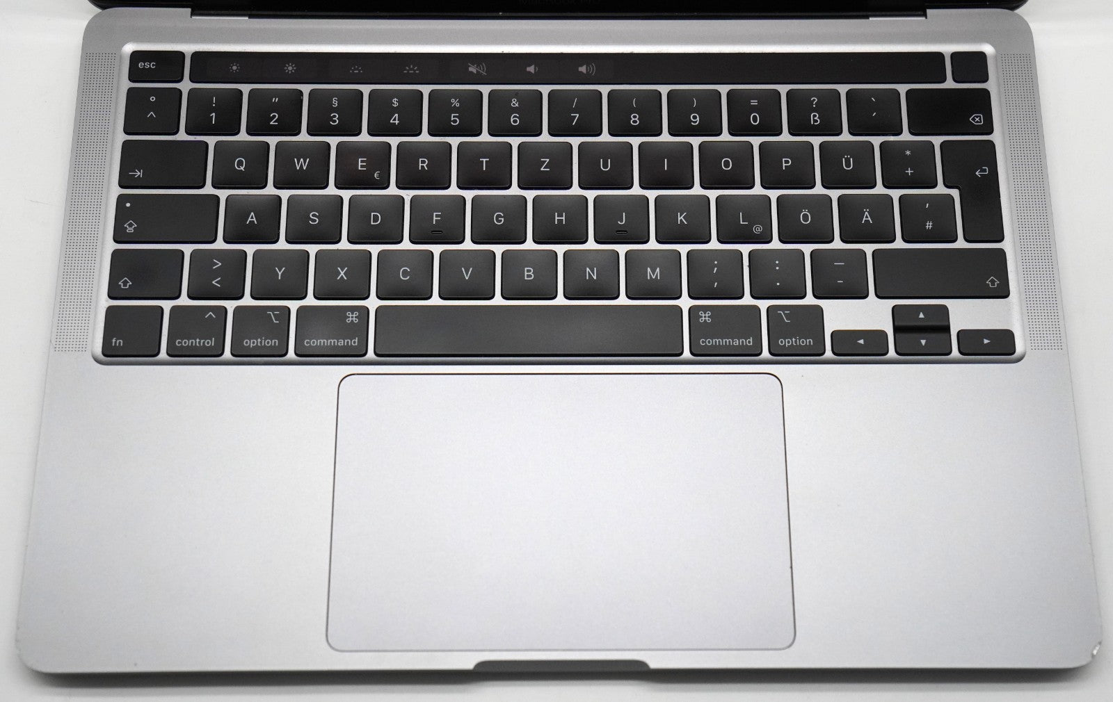 MacBook Pro 2020 13,3" Retina i5-10th Gen. 16GB RAM 512GB SSD Intel Iris+ #727