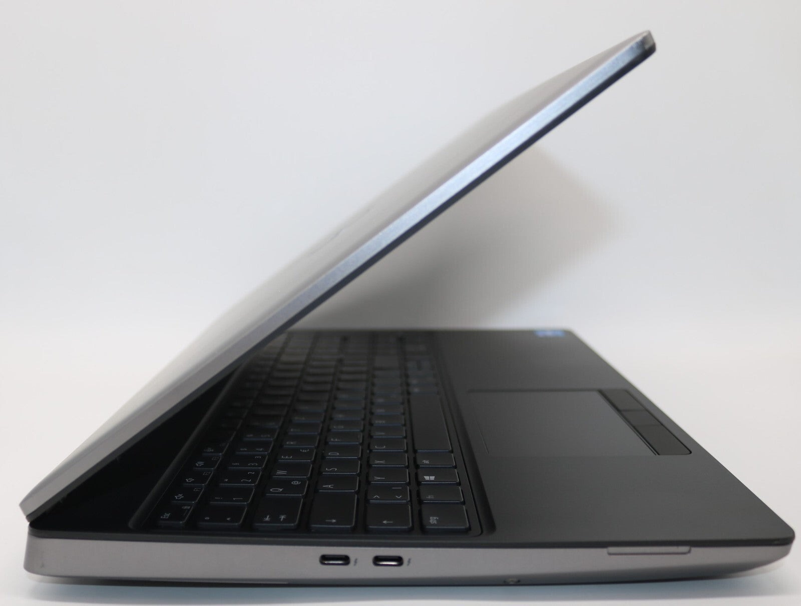 Dell Precision 7560 CAD i5-11500H OctaCore 64GB RAM 1TB SSD 15,6" FHD RTX A3000