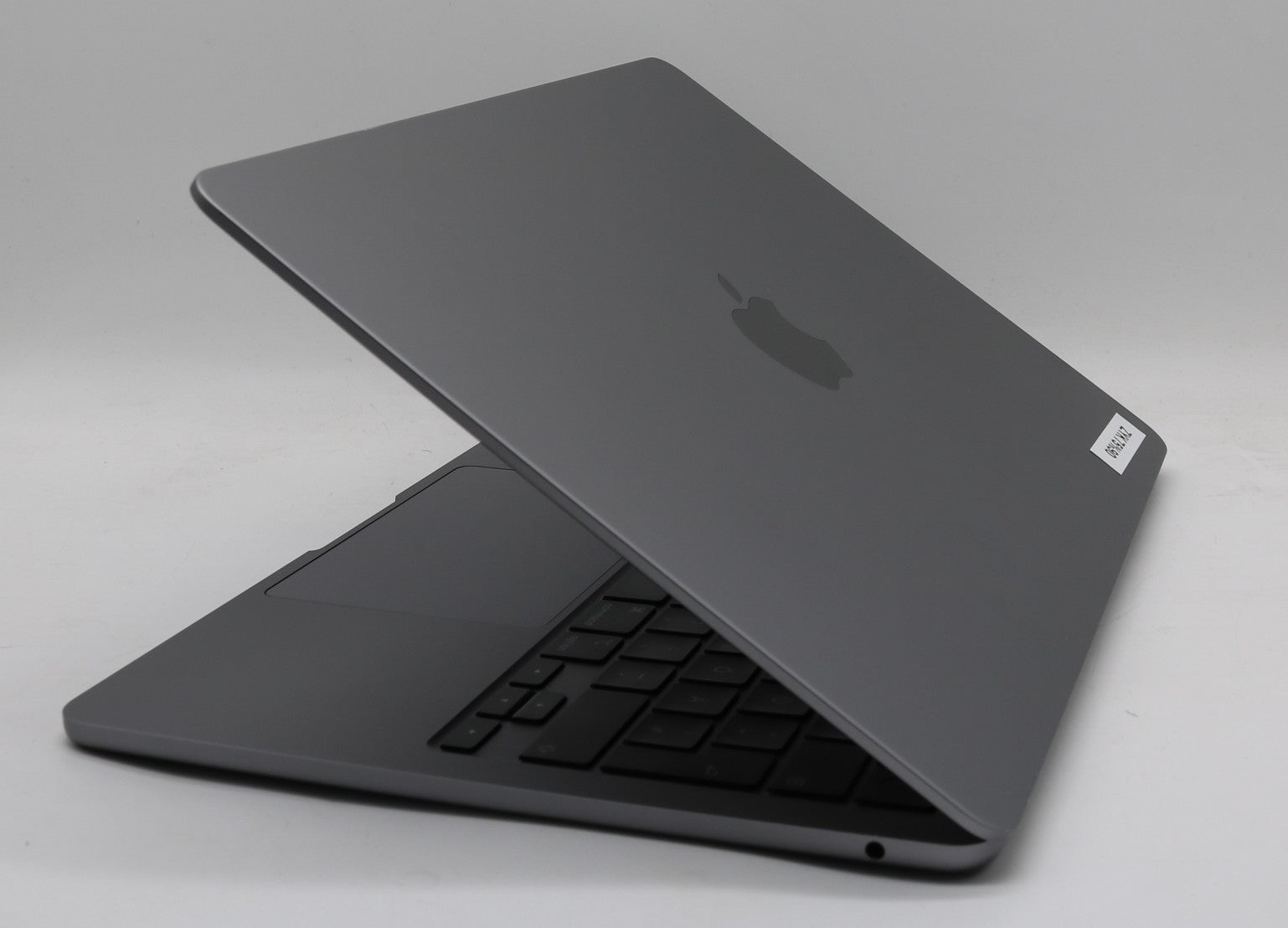 Apple MacBook Air 13.6″ (2022) – Apple M2 16 GB RAM 256 GB SSD macOS Sequola #Q2