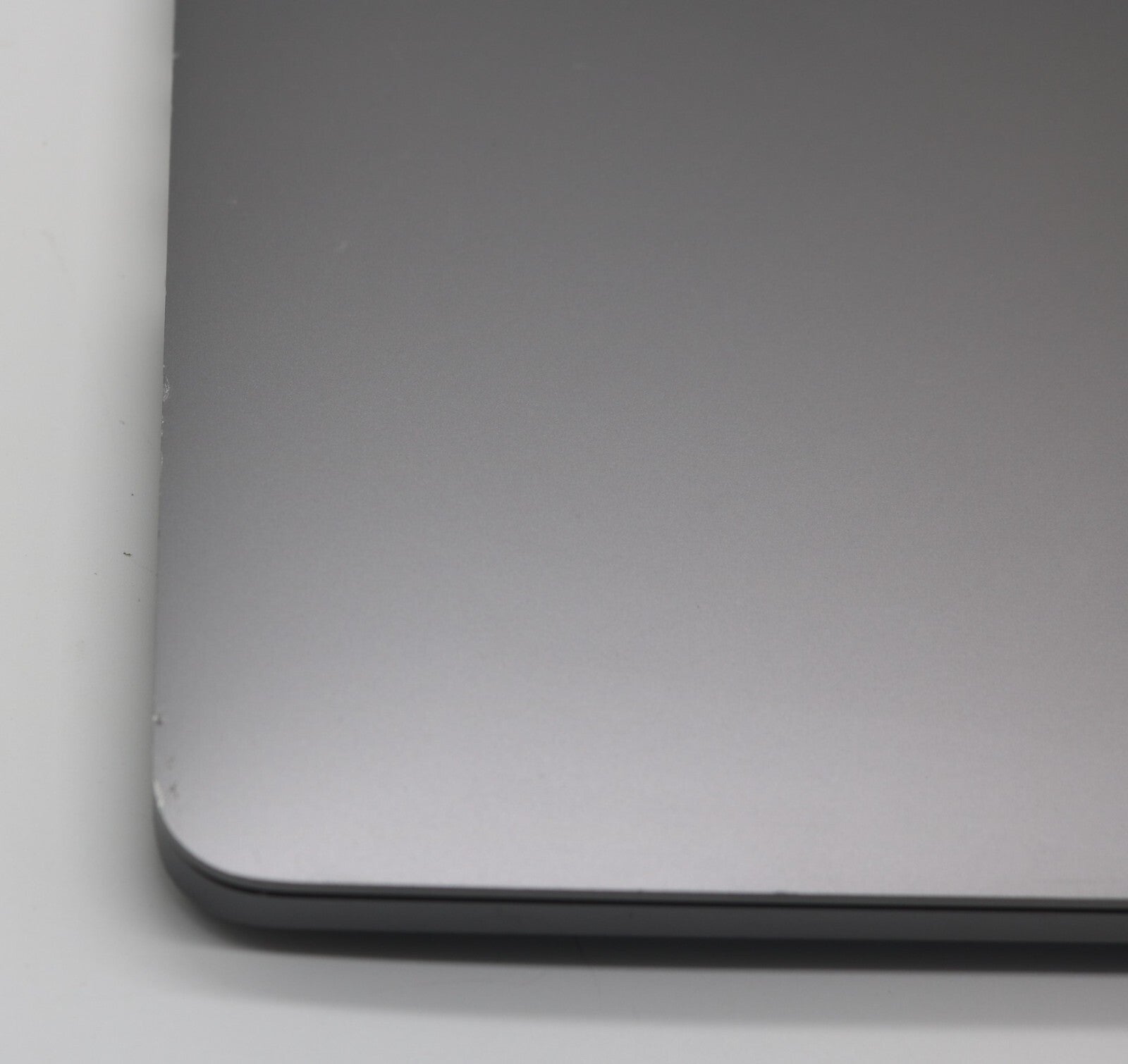 MacBook Pro 2019 16,1" i9-9th Gen. 32GB RAM 512GB SSD AMD Radeon 5300 GPU #4