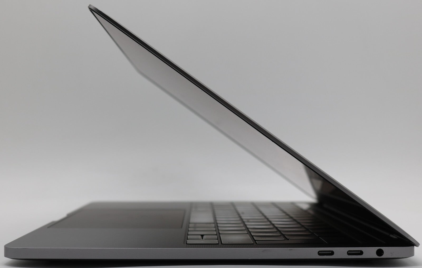 MacBook Pro i5 (2018) 13,3 Zoll Retina 2560x1600 16GB RAM 250GB SSD #216