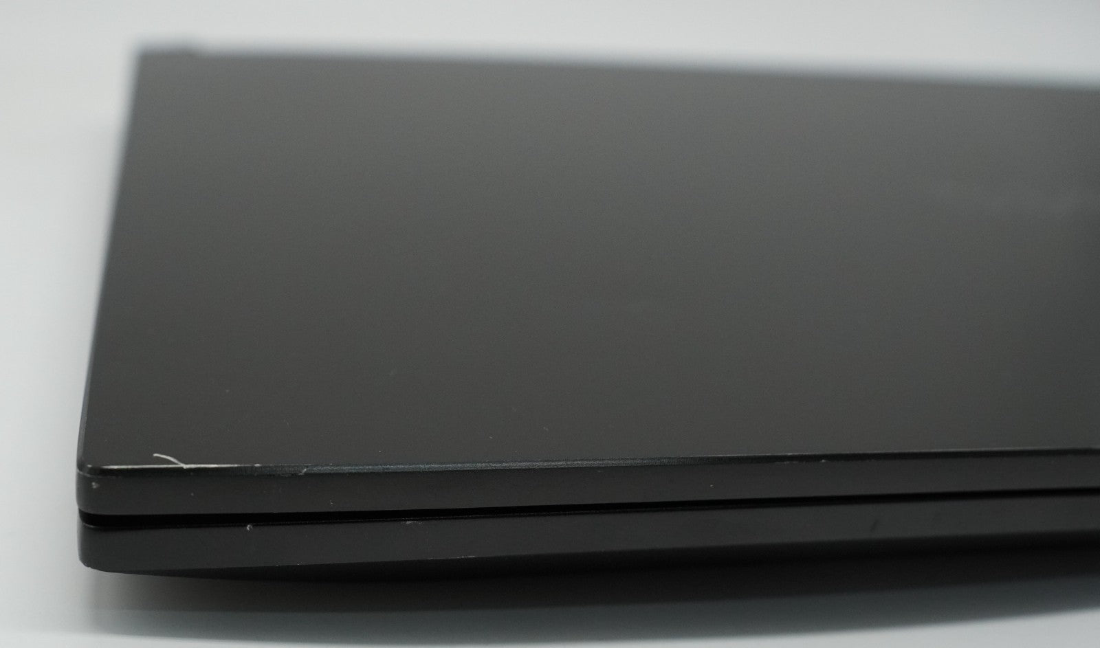 XMG Core 15 – i7-10750H | 32GB RAM | 1TB SSD | RTX 2060 | 15,6" FullHD Win11