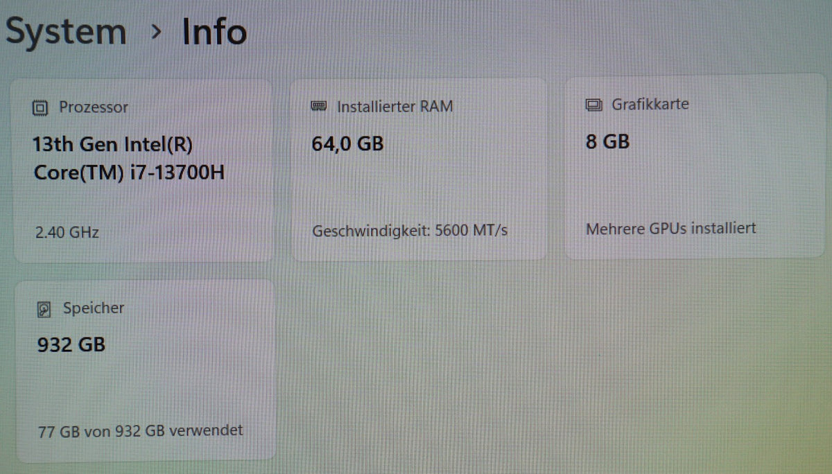 Lenovo ThinkPad P1 Gen 6 i7-13700H 64GB RAM 1TB SSD NVIDIA RTX 2000 16" W11 Pro