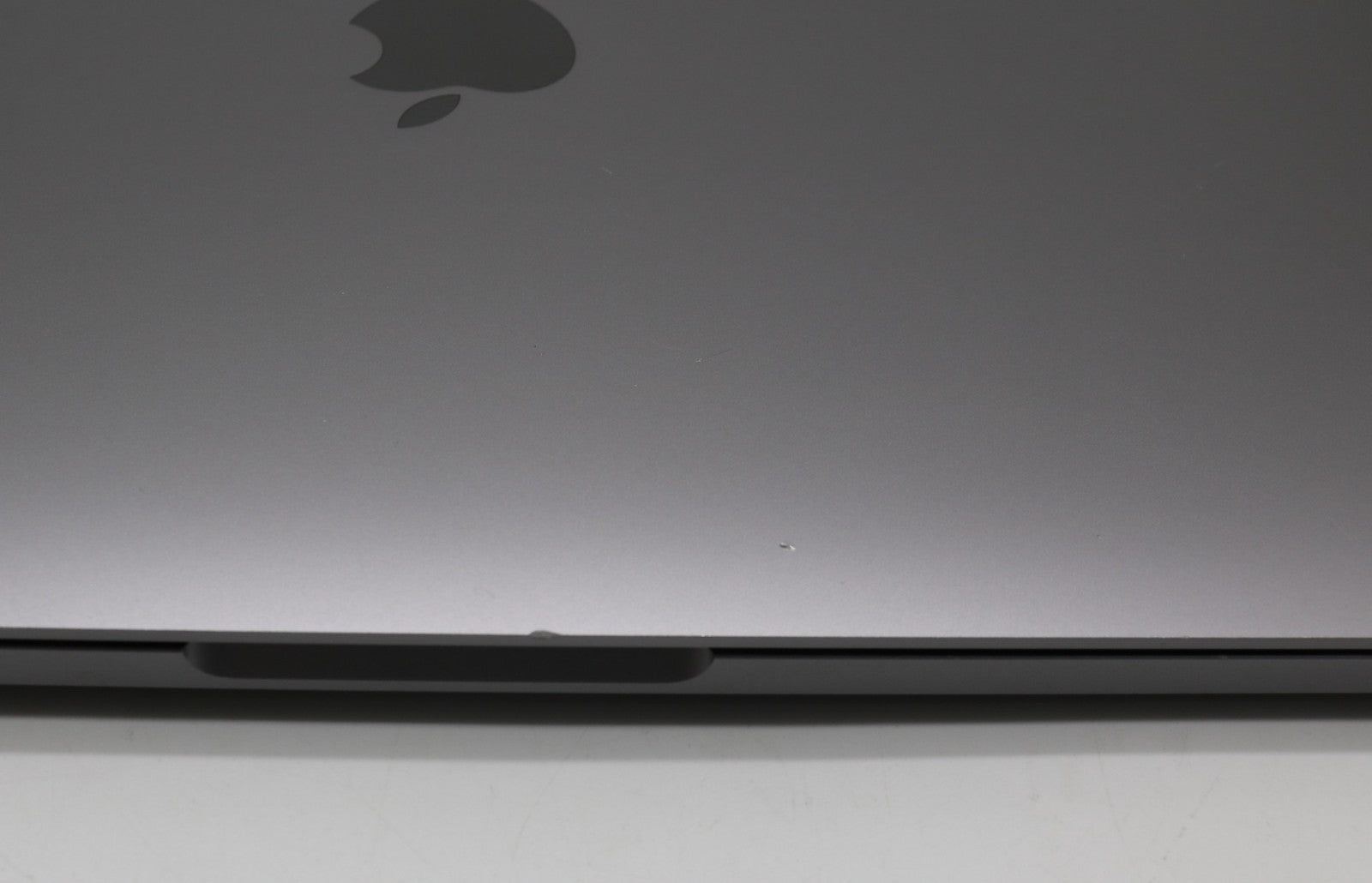 MacBook Pro M1 (2020) 13,3 Zoll Retina M1 Chip 16GB RAM 256GB SSD QWERTY #M2