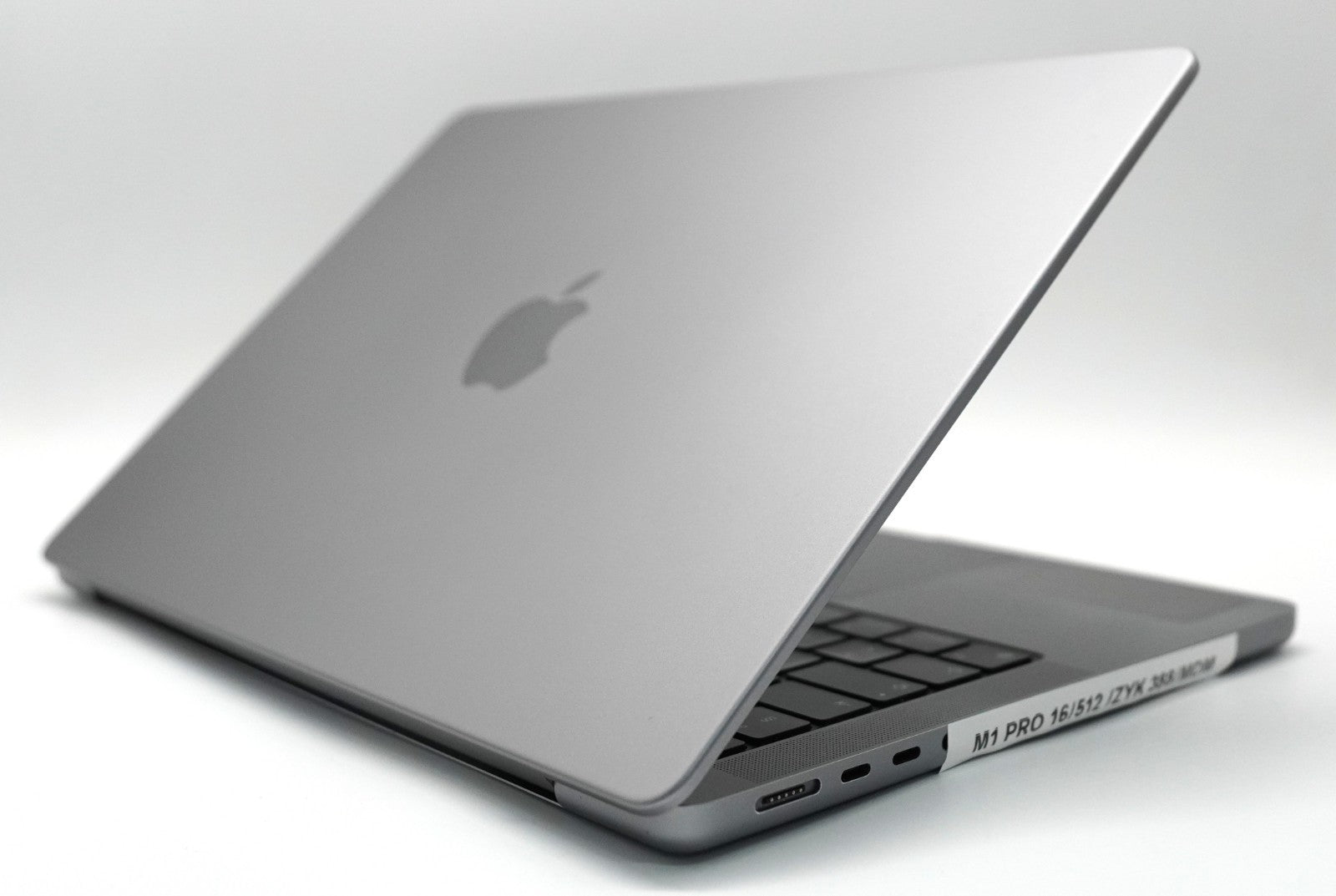 Apple MacBook Pro 14" M1 Pro 16GB RAM 512GB SSD QWERTY (Schwedisch) MDM Sperre