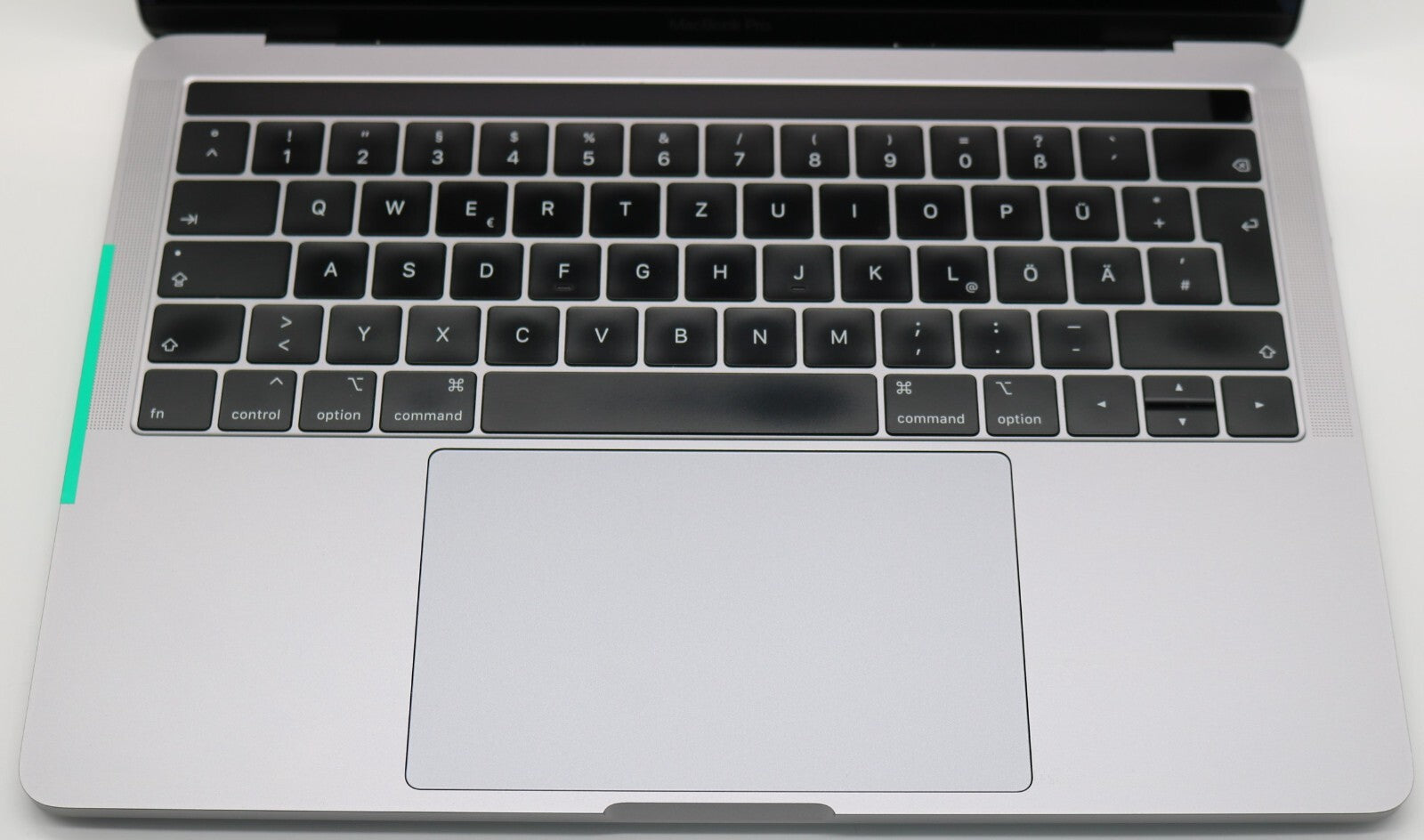 MacBook Pro i5 (2018) 13,3 Zoll Retina 2560x1600 16GB RAM 250GB SSD #216