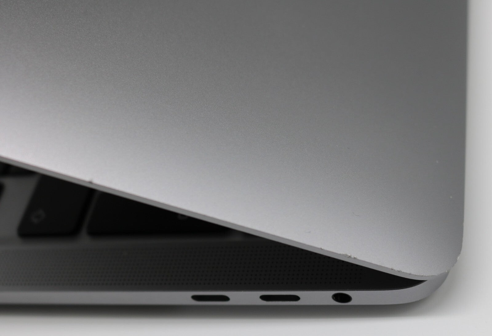 MacBook Pro i7 (2020) 13,3 Zoll Retina 2560x1600 16GB RAM 512GB SSD #12