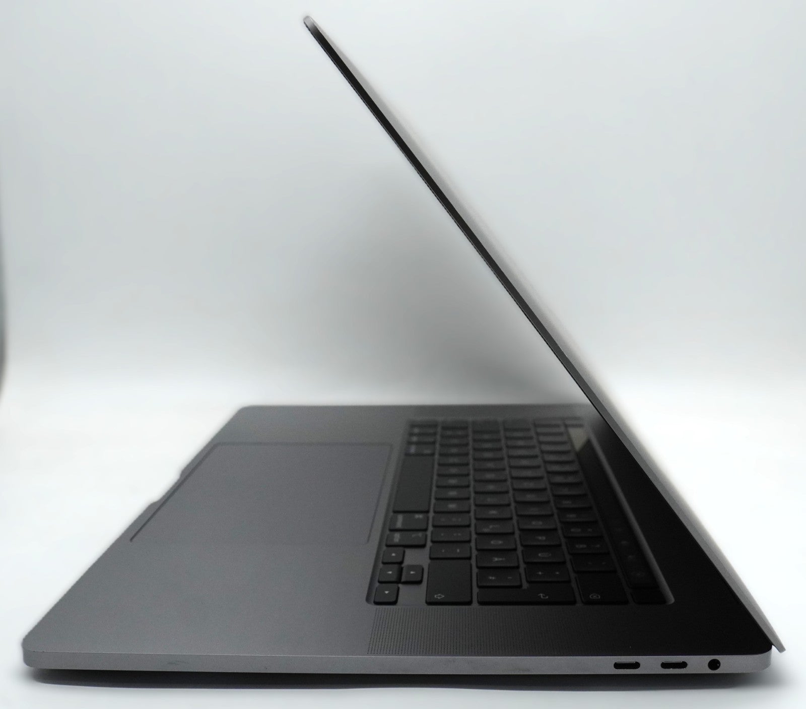 MacBook Pro 2019 16" i9-9th Gen 32GB RAM 1TB SSD AMD Radeon 5500M GPU QWERTZ #i2