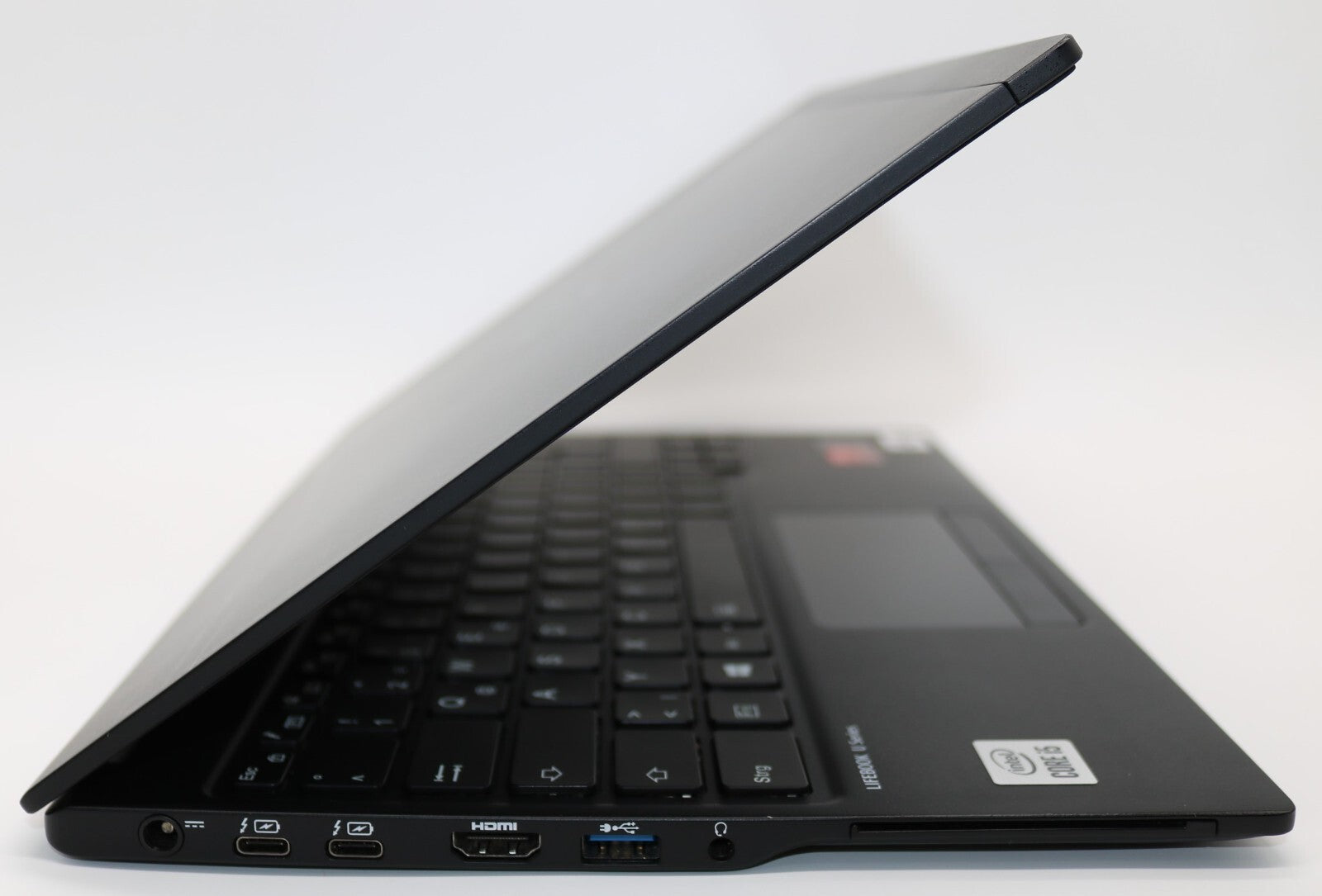 Fujitsu Lifebook U9310 i5-10th 16GB RAM 512GB SSD 13,3 inch FullHD USB C Win11