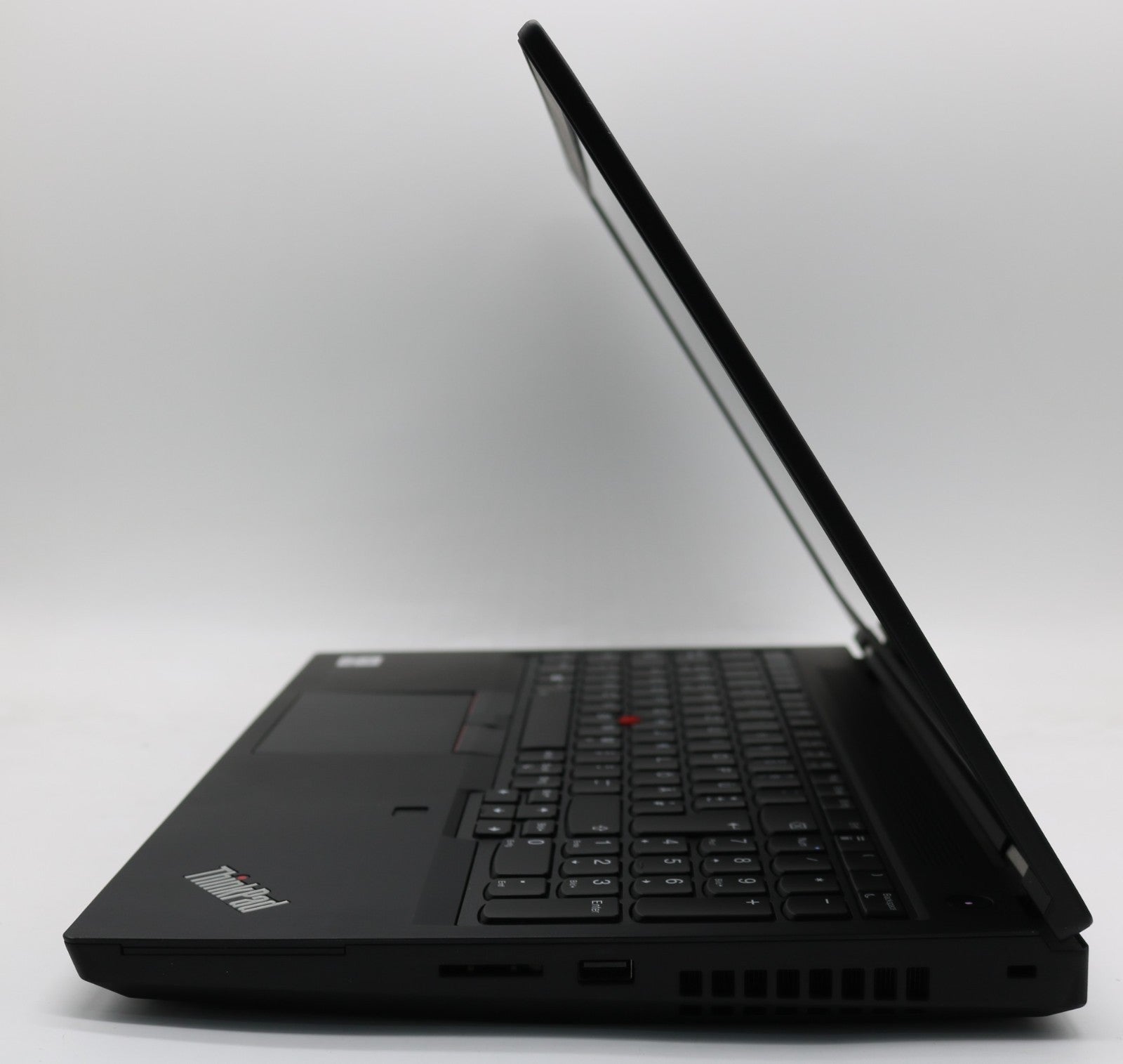 Lenovo ThinkPad P15 Gen 1 – i7-10850H 32GB RAM 512GB SSD NVMe 15,6″ NVIDIA T2000