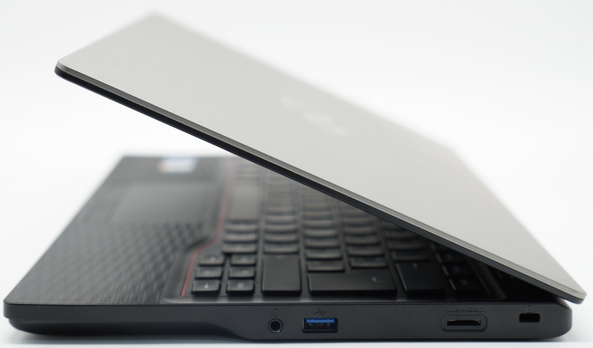 Fujitsu Lifebook E5412 i5-1235U 16GB RAM 512GB SSD 14" FullHD Intel Iris Xe #BT