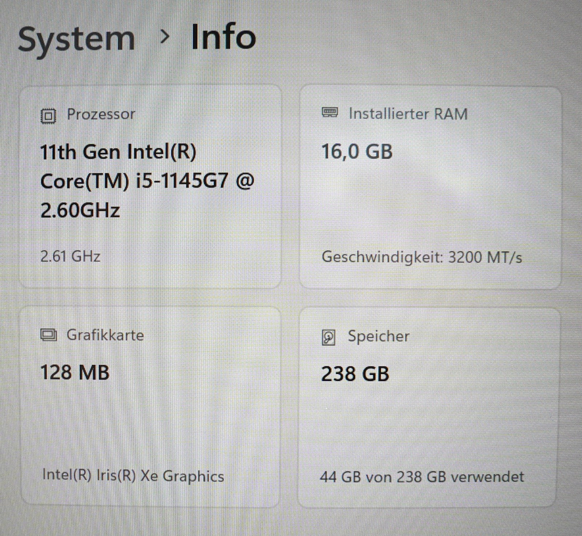 Lenovo Thinkpad T14 Gen2 i5-1145G7 16GB RAM 256GB SSD 14" FullHD TOUCH