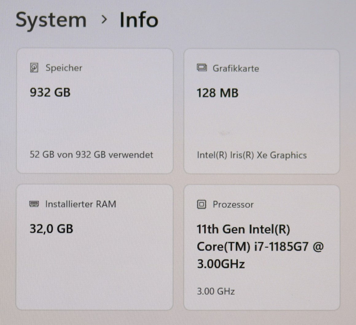 HP Zbook Firefly 14 G8 Mobile Workstation PC i7-1185G7 32GB RAM 256GB SSD Win 11