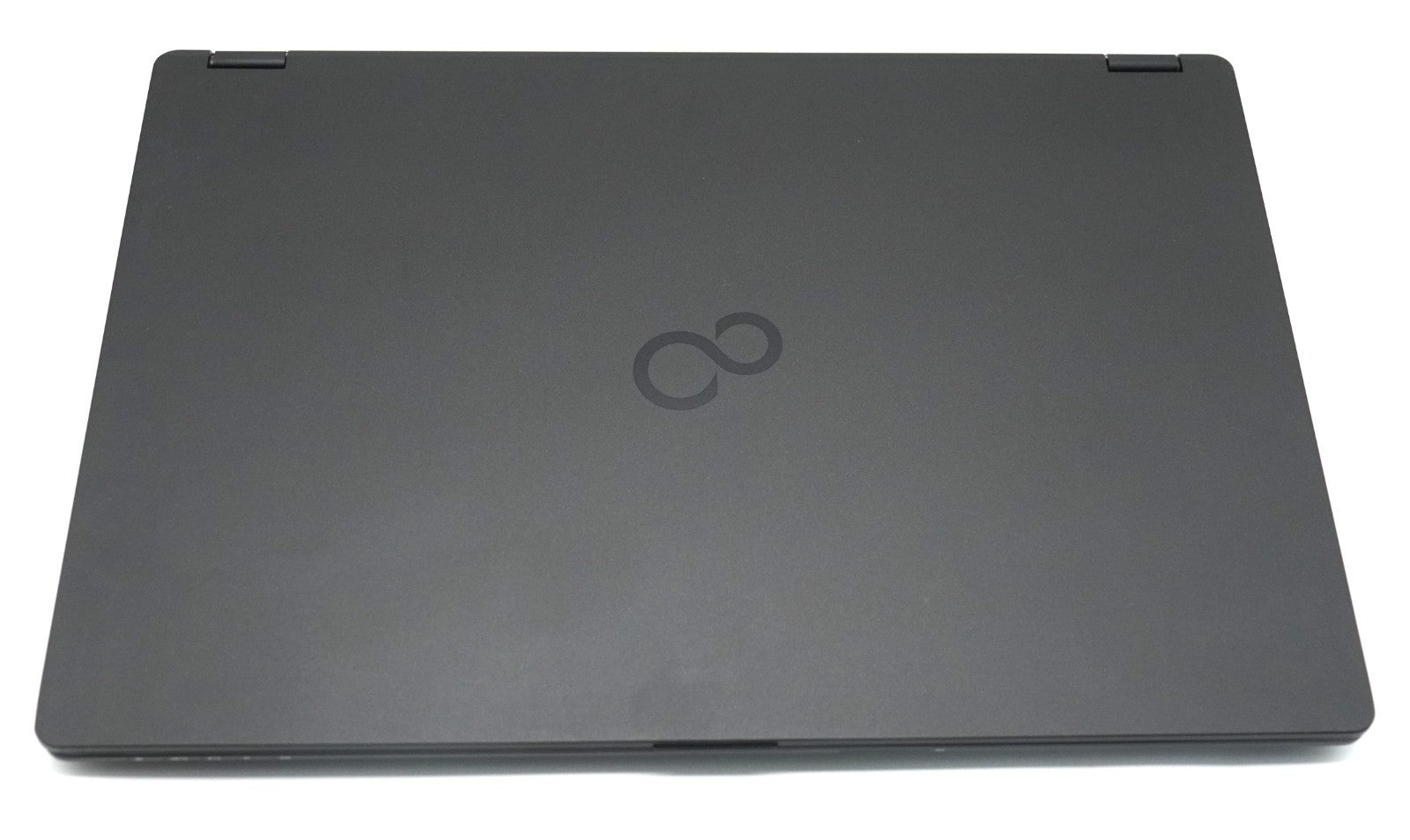 Fujitsu LIFEBOOK U757 i5-6300U 16GB RAM 256GB SSD NVMe 15,6 FullHD Intel HD 520