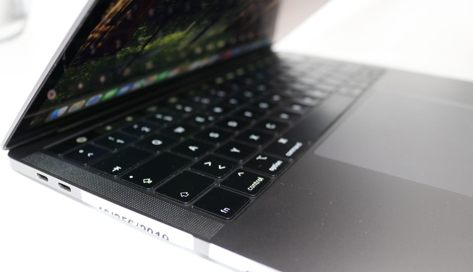 Macbook Pro 2019 13,3  i5 CPU 16GB RAM 256GB SSD Retina 2560x1600 #300