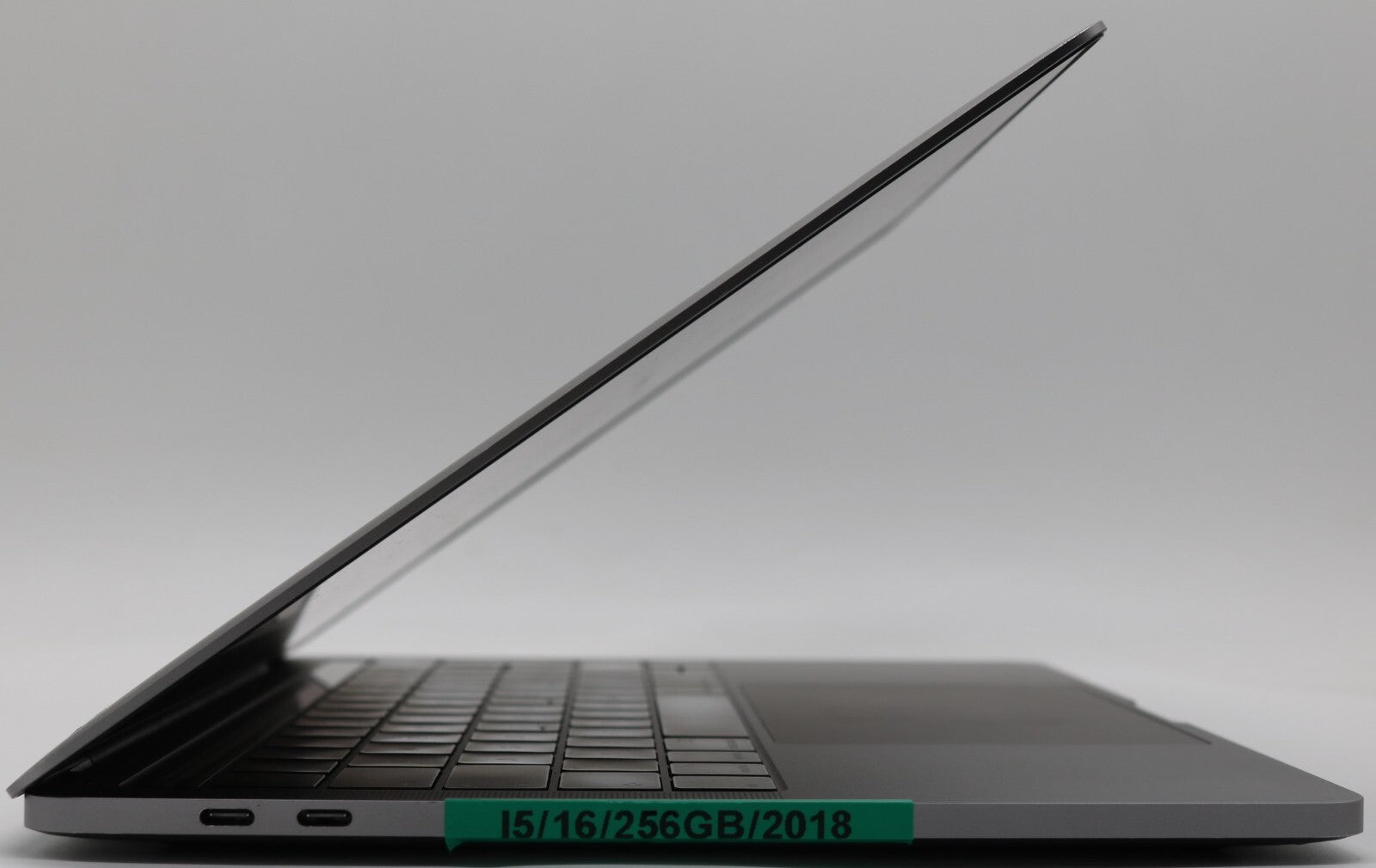 MacBook Pro i5 (2018) 13,3 Zoll Retina 2560x1600 16GB RAM 250GB SSD #216