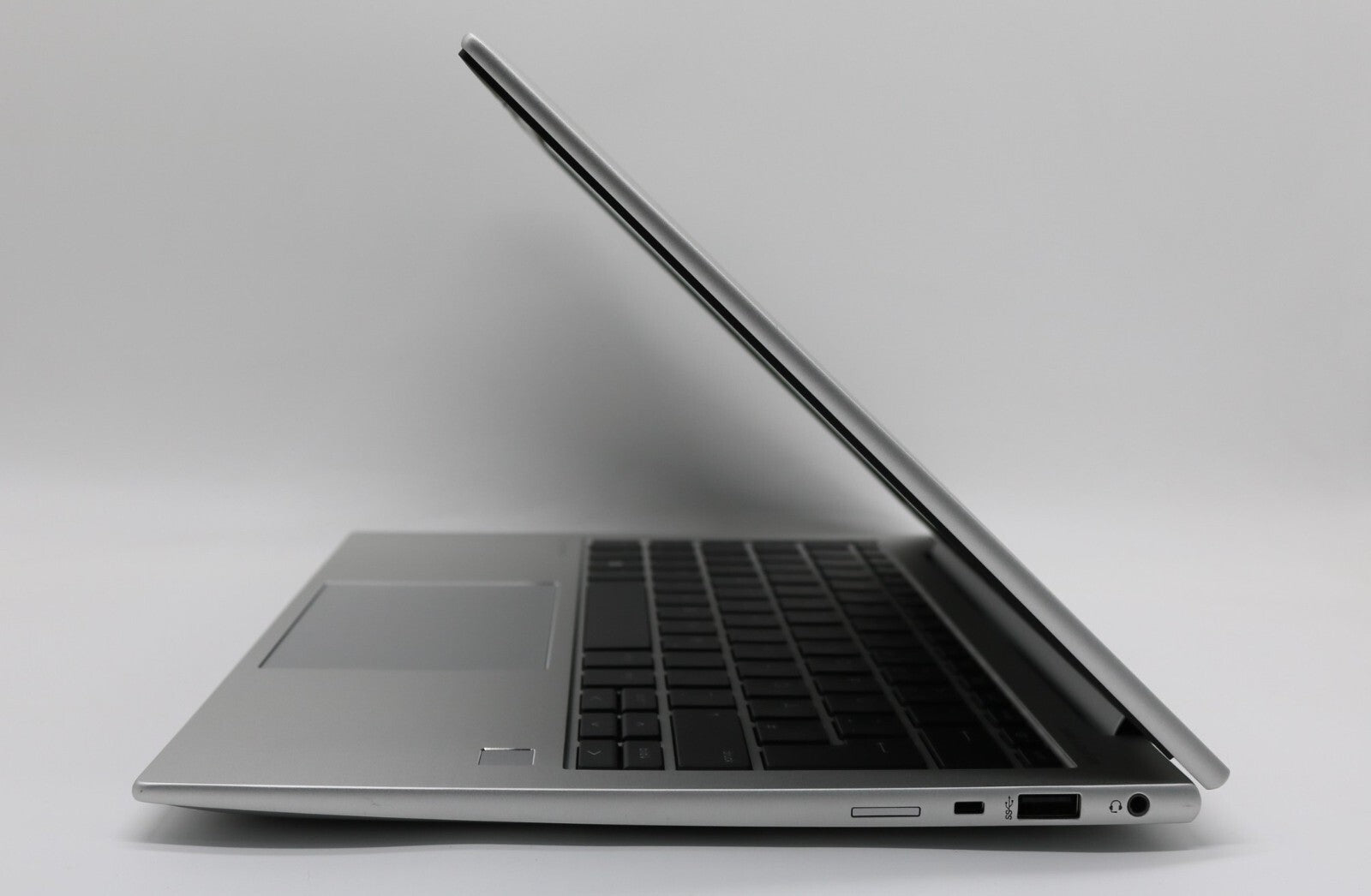 HP EliteBook 835 G10 AMD Ryzen 5 7540U 16GB RAM 512GB SSD AMD Radeon Graphics