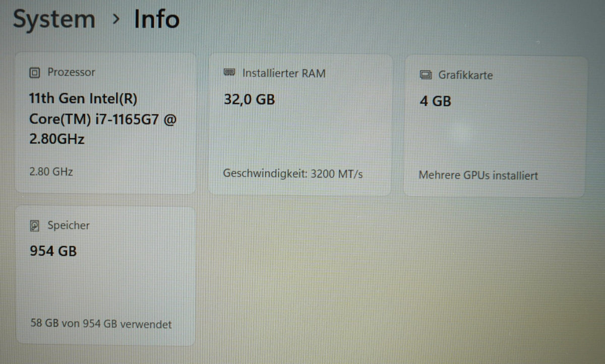 HP ZBook Firefly 15 G8 i7-1165G7 32GB RAM 1TB SSD NVIDIA T500 LTE TOUCH Win 11