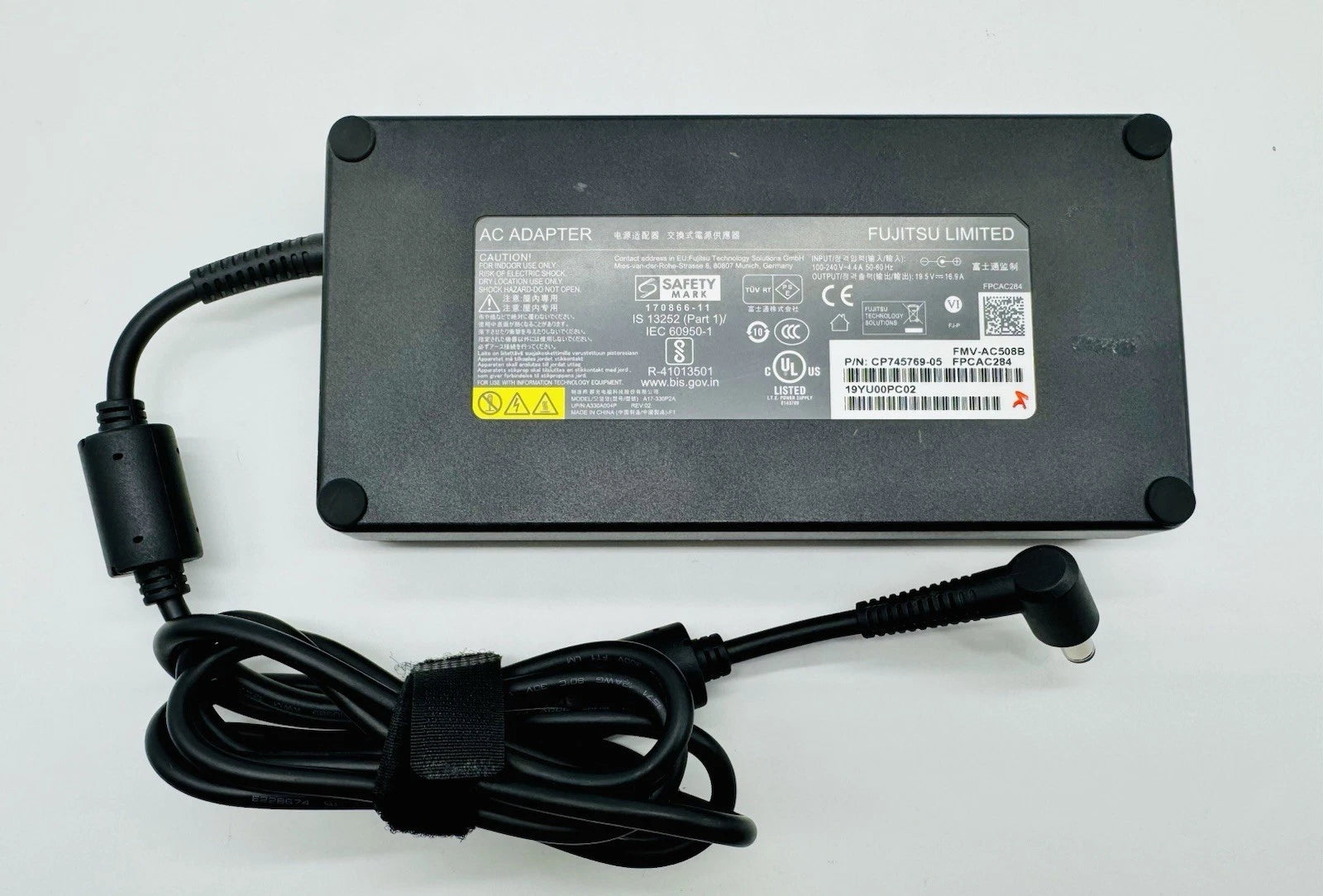 Original Fujitsu 330W Netzteil für Workstations Celsius H780 H7510 FPCAC284